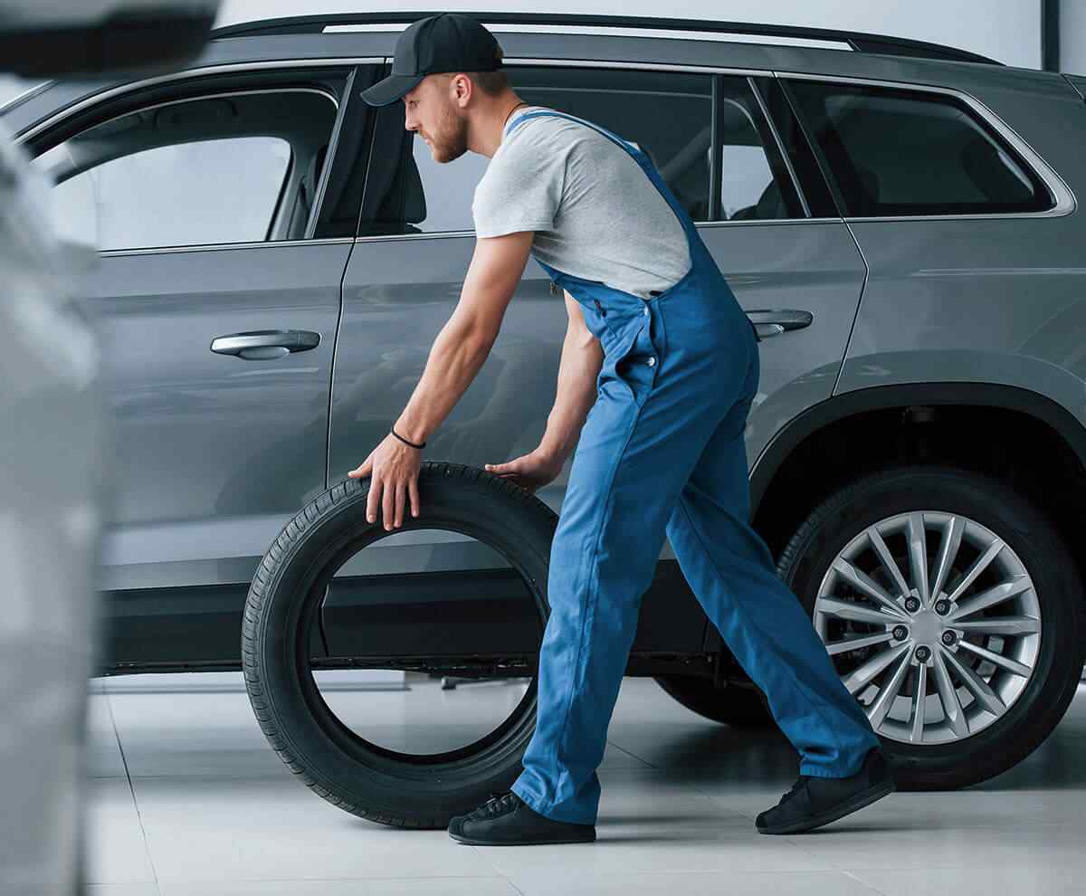 https://freshdetailkc.com/wp-content/uploads/2021/10/img-service-02-h2.jpg