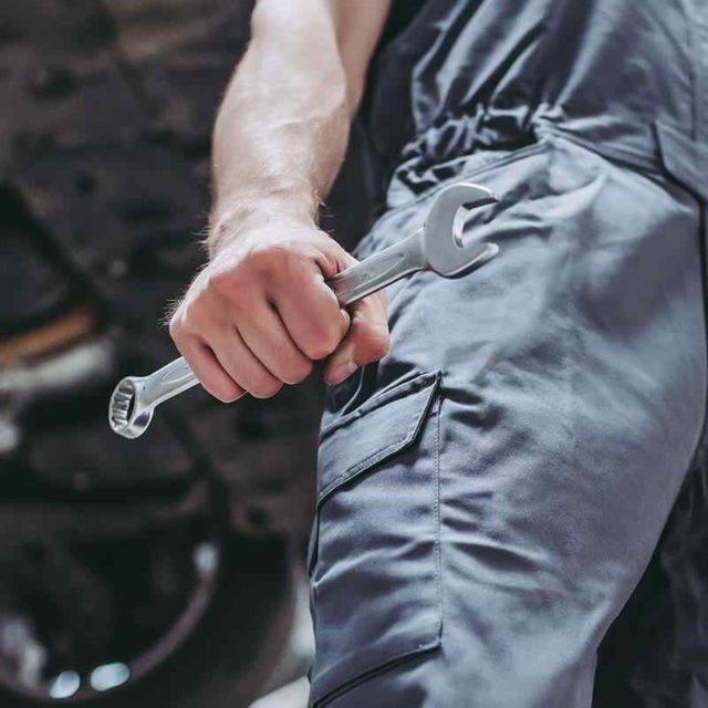 https://freshdetailkc.com/wp-content/uploads/2021/11/img-intro-02-h7-640x640.jpg
